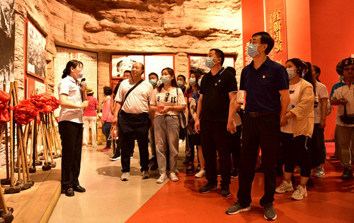 红旗渠精神培训基地.jpg